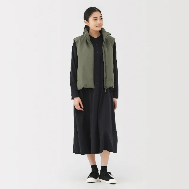 【MUJI 無印良品】女蓬鬆鋪棉背心(黑色/象牙白/卡其綠)