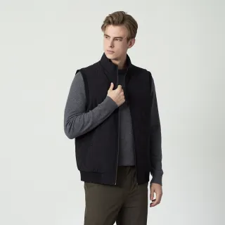 【pierre cardin 皮爾卡登】休閒服飾 男款 耐冷必備幾何壓紋保暖立領背心-黑色(5255365-99)