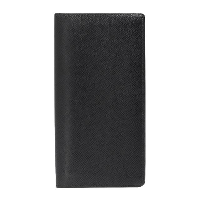 高階皮革製成的 LV BRAZZA 系列折疊長夾，經典設計適合日常與商務場合，黑色素面風格簡約時尚，為女性日常搭配增添高階感。