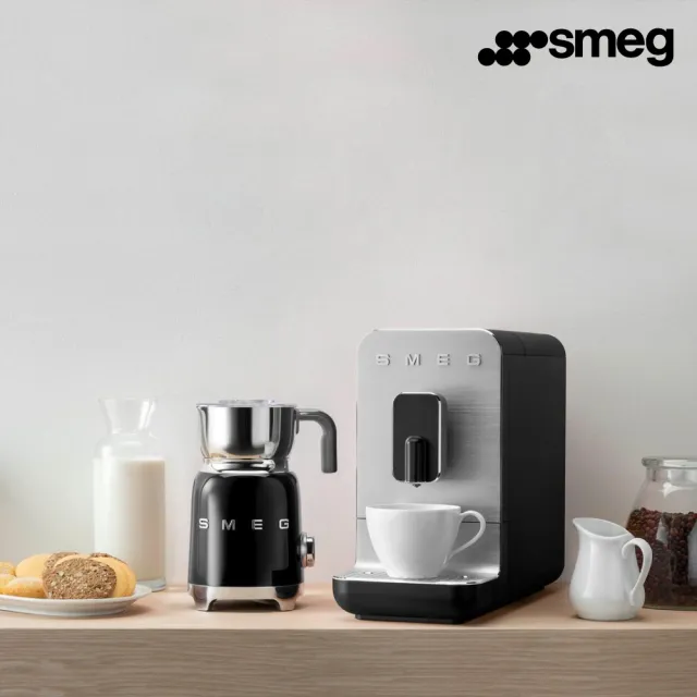 【SMEG】義大利電動奶泡機-耀岩黑(MFF11BLUS)