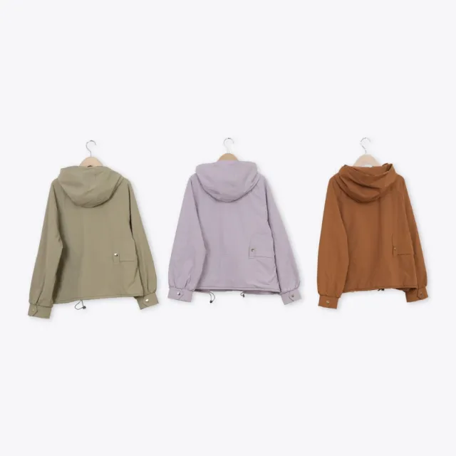 【CUMAR】造型口袋休閒連帽短版風衣夾克(卡 駝 紫/魅力商品)