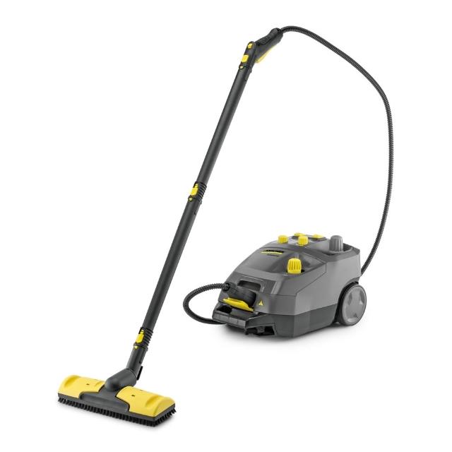 KARCHER 凱馳 SG 4 蒸氣清潔機，採用 110V 電壓與 1500W 熱功率，提供高達 4 bar 蒸氣壓力，4L 水槽容量適合長時間清潔。灰色系圓筒式設計，尺寸 475 x 320 x 275 mm，重量 8 kg（不含配件），電線長 3 m。配備可洗式集塵筒、手持噴頭、圓刷、地板吸頭等多種原裝配件，1 年保固。完美用於家用除菌、地板牆壁清潔，高效去除汙垢與細菌，讓家居潔淨如新。
