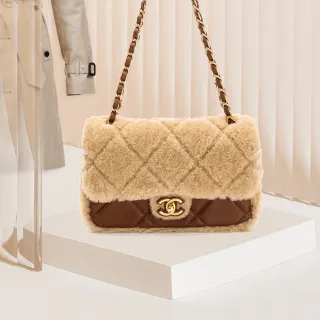 【CHANEL 香奈兒】羊毛飾面Flap bag(棕/金-雙面剪羊毛/小羊皮/金棕雙色鏈帶)