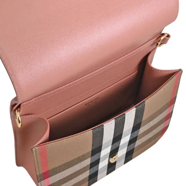 【BURBERRY 巴寶莉】Mackford 英系燙印LOGO經典格紋拼接寬背帶斜背包(粉)