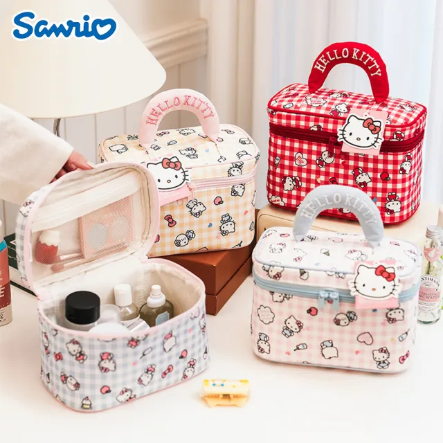 【SANRIO 三麗鷗】雙11 滿版凱蒂貓手提立體大容量化妝包盥洗包