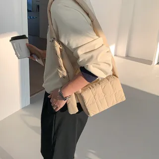 【MoonDy】雙11 包包 包包 側背包 小方包 女生斜背包 尼龍斜背包 韓國包包 攜便包 鋪棉包包 側 