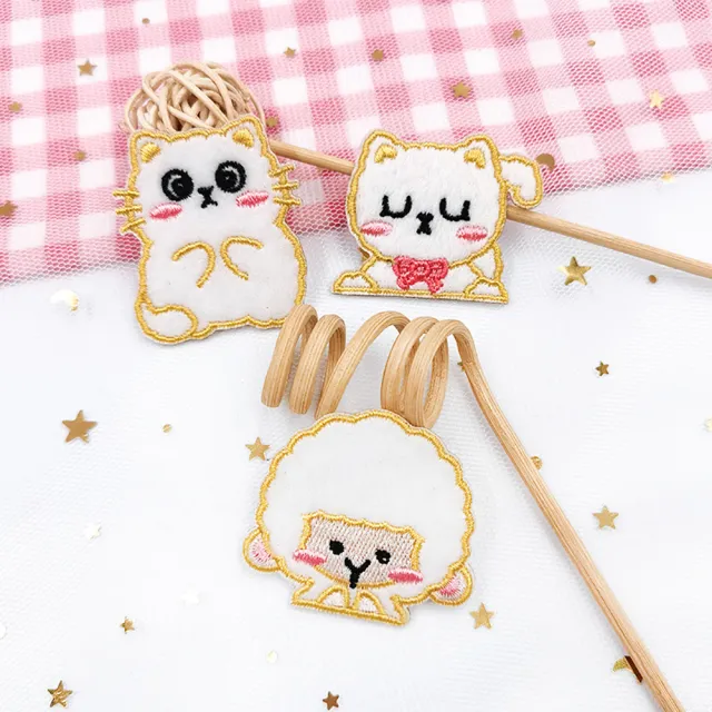 【QOQ】動物貼布 刺繡貼布/可愛卡通毛絨動物圖樣刺繡貼布 DIY材料 衣物補丁 自黏膠款(9款任選)