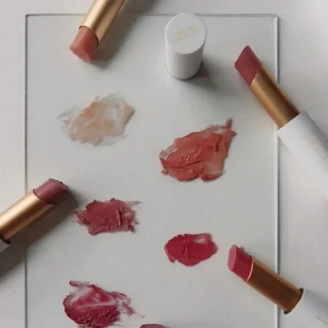 【LUK BEAUTIFOOD】官方直營 澳洲果萃精油美唇膏3入組(6款色號任選/食品級成分 天然精油 高效滋養)