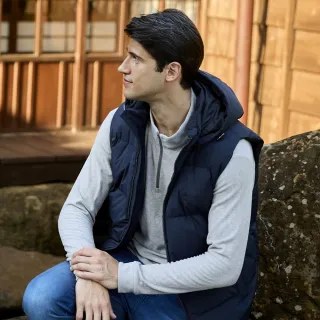 【ATUNAS 歐都納】男款HEAT CORE蓄熱保暖羽絨背心(A1VE2505M黑/防潑水/防風/休閒/旅遊/百搭款)