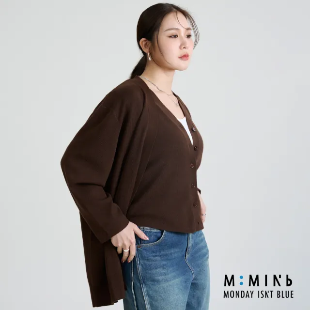 【M：MINb】兩件式V領針織背心外套組(深咖/中大尺碼女裝/XL女裝/大尺碼套裝/針織毛衣)