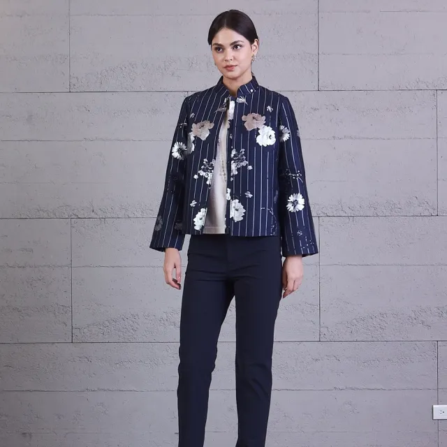 【NADIA LIN 林臣英】織花條紋拉鍊立領短外套(外套)