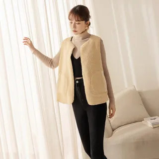 【OB 嚴選】溫暖絨毛毛造型口袋兩面穿磨毛背心外套 《EA3072》