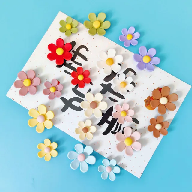 【Paper Play】冰箱貼 冰箱磁鐵/繽紛6瓣小雛菊花朵造型磁鐵 冰箱磁鐵 3入套組(10色任選)