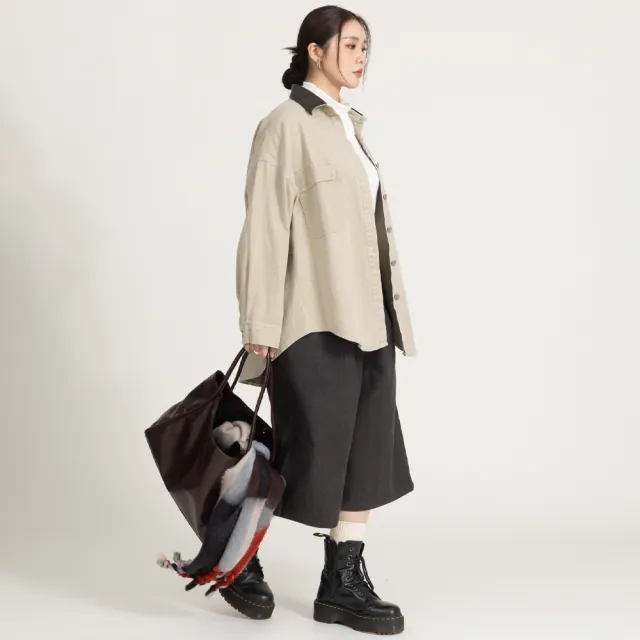 【M：MINb】巴恩風皮質翻領牛仔襯衫外套(淺卡其/中大尺碼女裝/XL女裝/女裝/大尺碼上衣/巴恩風/大尺碼外套)
