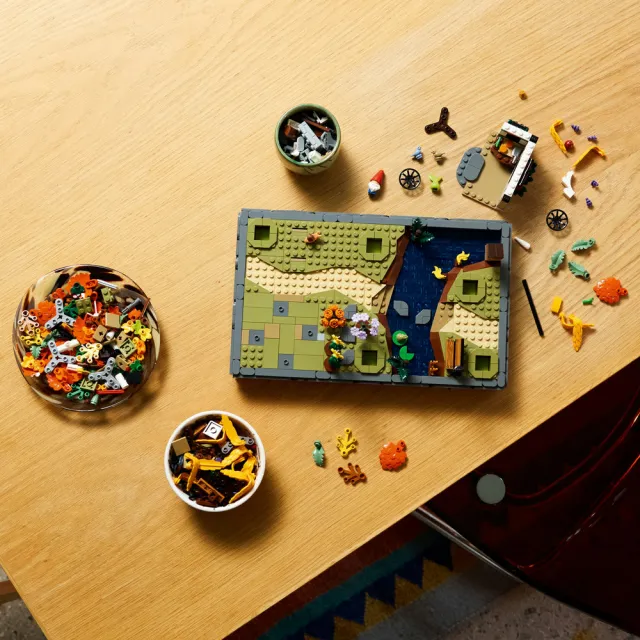 【LEGO 樂高】Icons 11372 秋季小屋庭園(建築模型 居家擺設 積木 玩具)