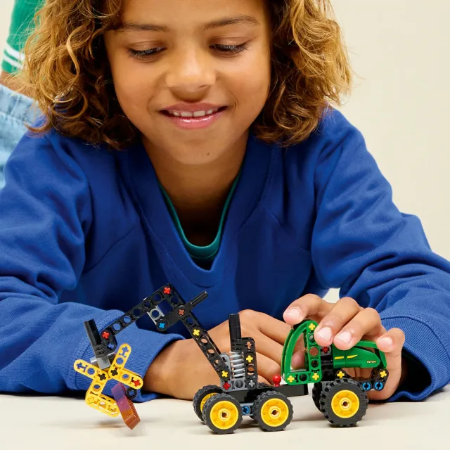 【LEGO 樂高】科技系列 42218 John Deere 1470H 輪式森林收割機(工程模型 玩具車 積木 玩具)