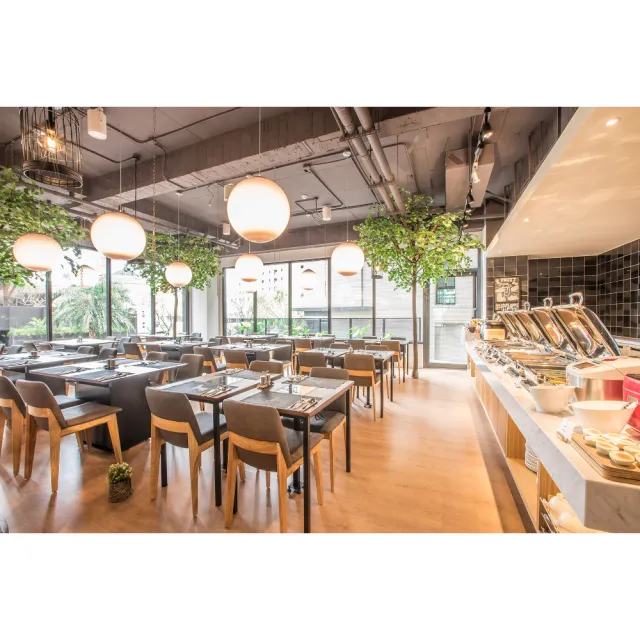礁溪誠闊渡假飯店｜雙人升等家庭房★2大2小12歲含早(冬日加倍時光!早住晚回!)