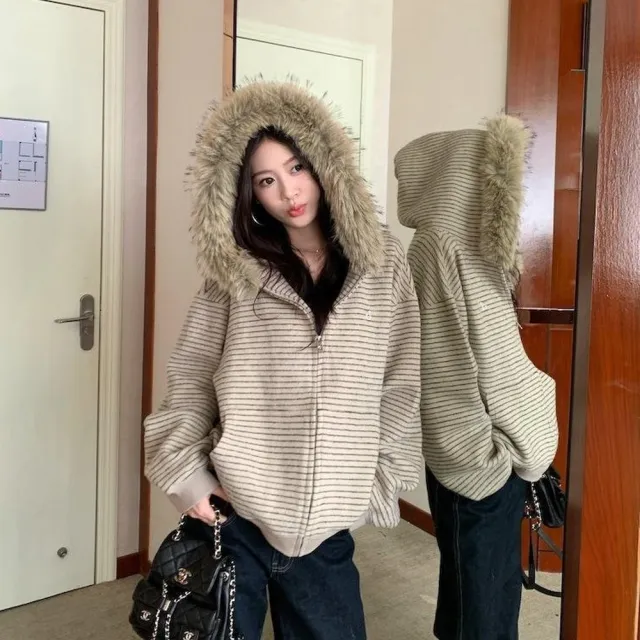 【AS 梨卡】女裝 大衣 外套 保暖 連帽外套 復古條紋外套 冬天外套 加厚保暖 VG1519(連帽外套 復古條紋外套)