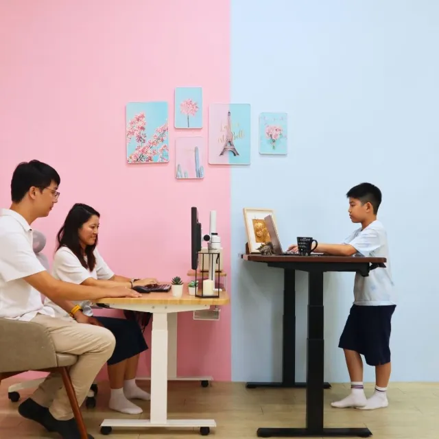 【aka】超升動電動升降桌 150x70cm(三節式雙馬達/坐站兩用/辦公桌/電腦桌/書桌)