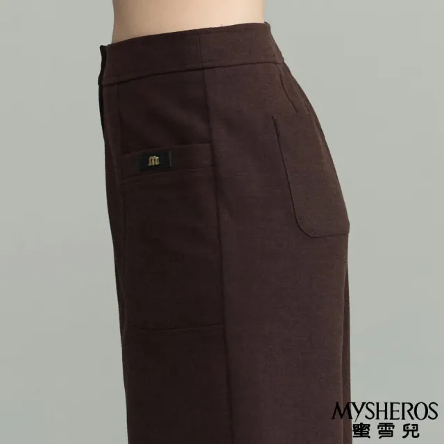 【MYSHEROS 蜜雪兒】嫘縈混紡造型短褲 前釦拉鍊 高腰英字標籤口袋(酒紅)
