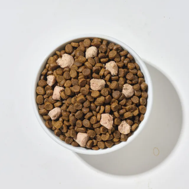 【Hyperr 超躍】貓咪無穀飼料+凍乾 300g 任選(貓飼料 貓糧 高肉量 添加魚油 雞肉 牛肉 羊肉 鹿肉)