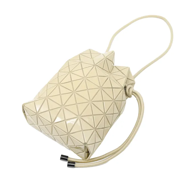 【ISSEY MIYAKE 三宅一生】WRING ONE-TONE 季節限定亮面抽繩水桶包(多色選)