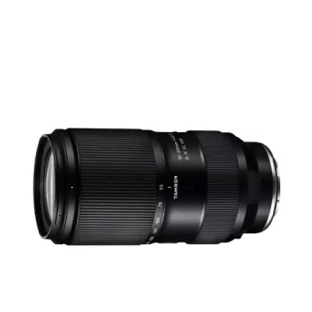  TAMRON 騰龍 50-300mm F/4.5-6.3 鏡頭專為 Sony E-mount 相機設計，提供優秀的望遠變焦與超望遠變焦功能，讓您輕鬆捕捉遠距離細節。平行輸入正品，輕巧便攜，適合戶外攝影與運動拍攝，最佳化影像品質與對焦速度。 