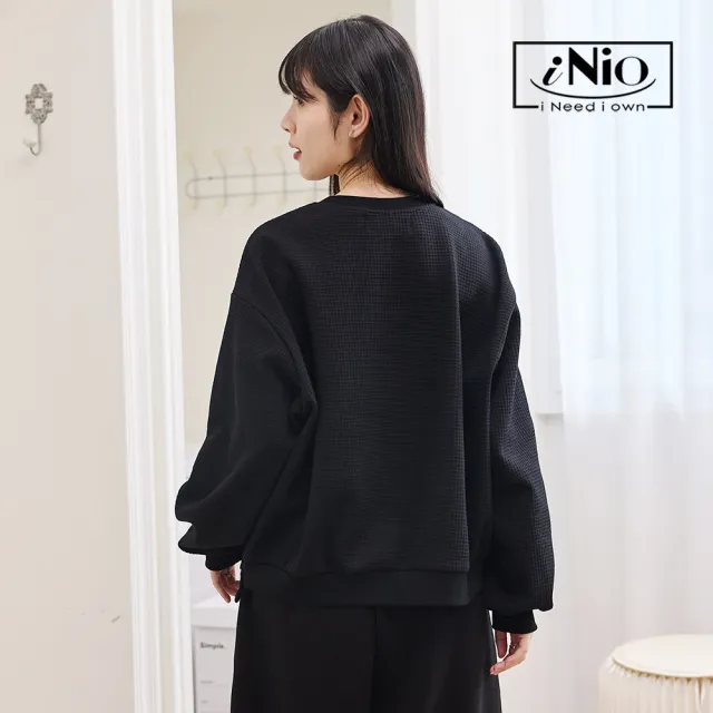 【iNio 衣著美學】舒適修身立體紋長袖上衣 不對稱下襬 內刷毛 落肩 縮口袖 長袖棉T CCW1635