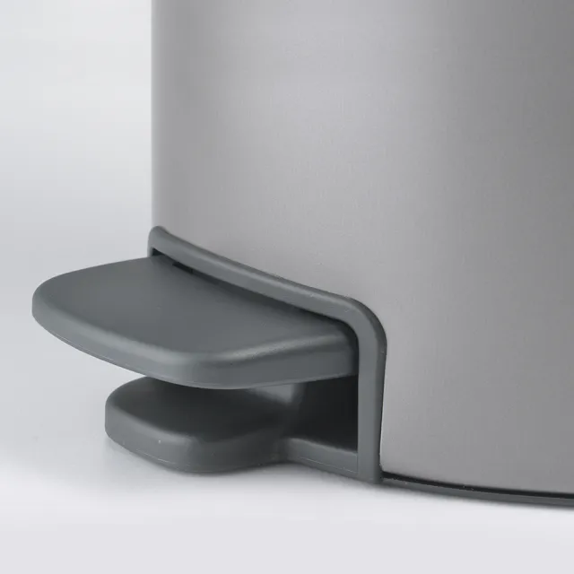 【Brabantia】Newicon 腳踏式時尚環保垃圾桶 12L 鉑金色(平輸品)
