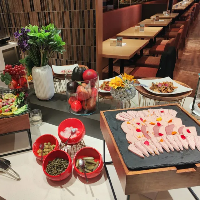 【格拉斯麗台北飯店】2026年新券!啤酒不加價喝到飽！枝仔冰城★平日午餐吃到飽(假日午餐+200)