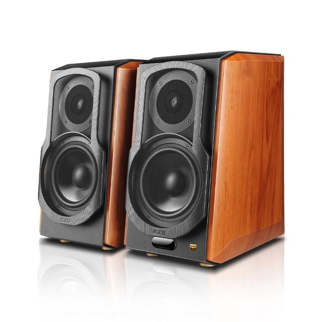  Edifier 漫步者 S1000W 木質咖啡色無線音箱，採用優質木質材質打造，提供大於100W 高功率輸出，適合一般日常使用，咖啡色設計優雅，帶來純淨音質與強勁低頻，完美適閤家用娛樂與音樂欣賞。 