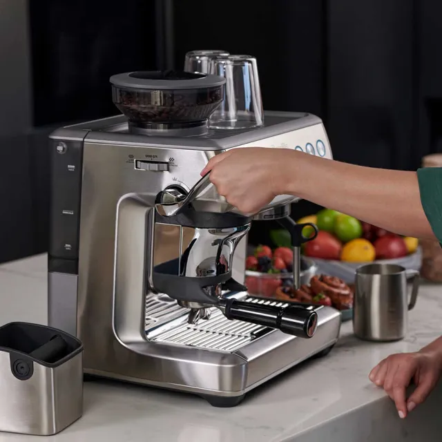 【Breville】BES876XL the Barista Express Impress咖啡機（極酷黑）(總代理公司貨)