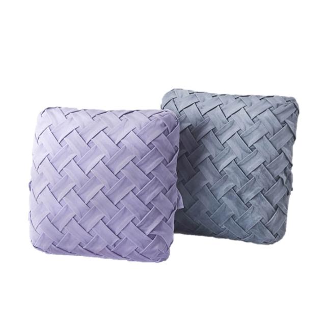 OGAWA OG-1188L 按摩椅，精選灰色與紫色設計，提供滾輪按摩、熱療、指壓及溫熱功能，舒緩全身疲勞。享有1年保固，新品瑕疵或產品故障皆可申請維修，專業舒壓體驗，適合居家日常使用。