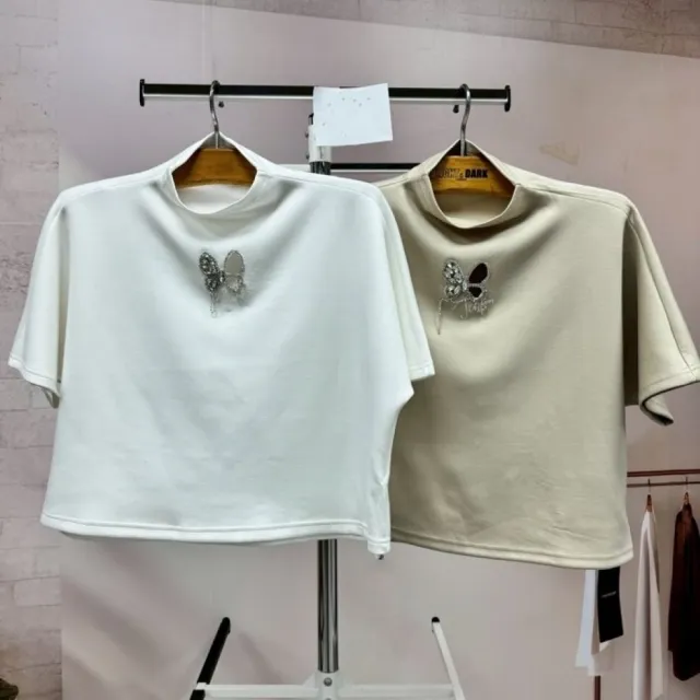 【SuperWands】蝴蝶鑽飾鏤空上衣