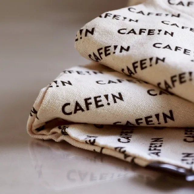 【CAFE!N 硬咖啡】滿版帆布袋