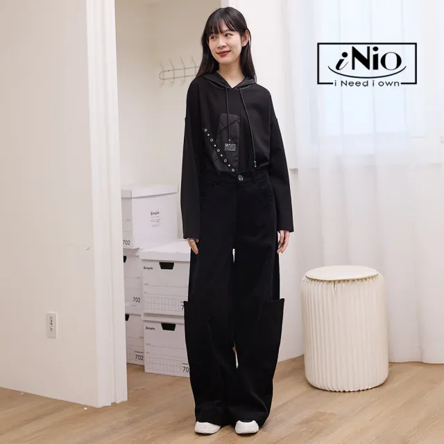 【iNio 衣著美學】後鬆緊腰顯瘦工裝褲 特色褲管 超大口袋拼接 舒適有型休閒褲 CEW2860