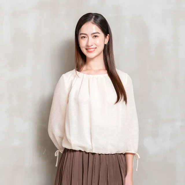 【perng yuh 芃諭名品】光影漣漪 亮紋 縮口雪紡衫(2026 SS Collection|5A春夏新品上市)