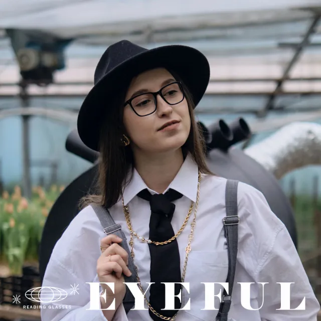 【EYEFUL】抗藍光老花眼鏡 文青黑框大鏡面(高質感 濾藍光鏡片 大鏡框 彈簧腳)