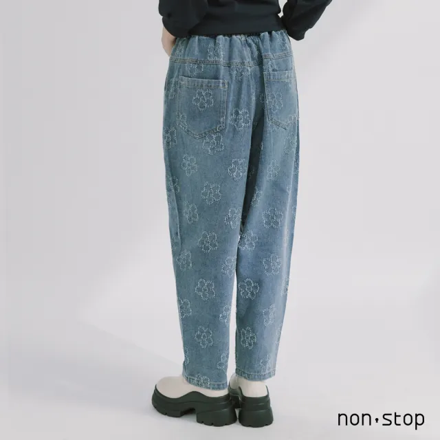 【non-stop】霧藍花語滿版刺繡牛仔褲-1色