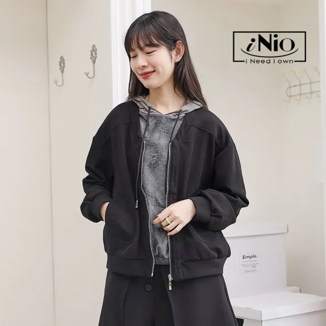 【iNio 衣著美學】落肩V領立體拼接拉鍊外套 縮口袖 雙口袋設計 長袖夾克 CEW4818