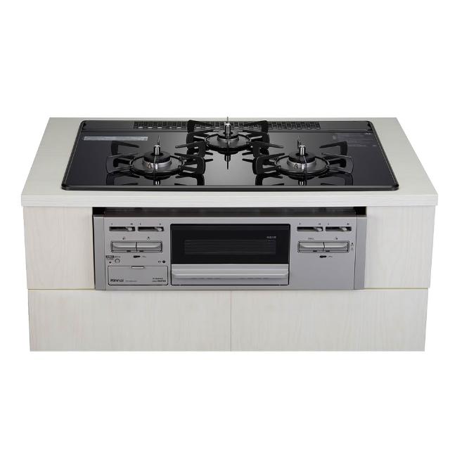 Rinnai 林內 RB-71AM5U32 三口瓦斯爐採用耐熱強化玻璃爐臺與鑄鐵爐頭，傳統外擴火焰設計提供穩定加熱。電子連續點火系統操作簡便，瓦斯消耗量10~11kW，適閤家庭廚房使用。產自其他國家，BSMI許可字號R41095，享1年保固，標準安裝服務。高效能源，耐用可靠，完美提升您的烹飪體驗。