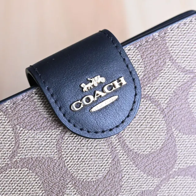 【COACH】金屬LOGO滿版C印花拼接扣式零錢中夾(駝/黑)