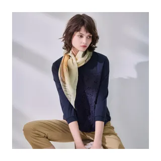 【Diffa】異素材拼接刺繡上衣-女