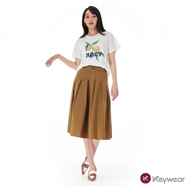 【KeyWear 奇威名品】檸檬刺繡圖案圓領短袖上衣(共2色)