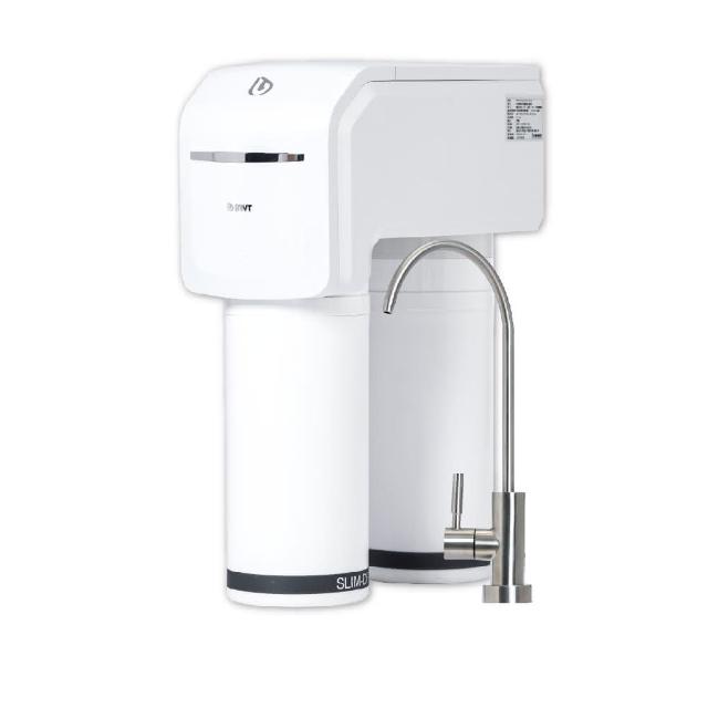 BWT德國倍世 SLIM RO 櫥下型淨水器，採用先進RO逆滲透濾芯技術，提供純淨健康飲水。規格為BWT PURE SLIM RO，產地臺灣，公司貨2年保固。配備四道濾芯：第一道SLIM-S-RO 005（5um PP濾心，500-800公升或6個月更換）；第二道SLIM-C 101（高效活性碳，6-12個月或4000L）；第三道SLIM-RO 002（BWT科技膜75GPD，24個月更換）；第四道SLIM-MG-RO 004（鎂離子濾芯，12個月或800-1200L）。適合2公升以下家庭使用，輕巧設計安裝櫥下，過濾硬水雜質，保留鎂礦物質，確保水質安全。