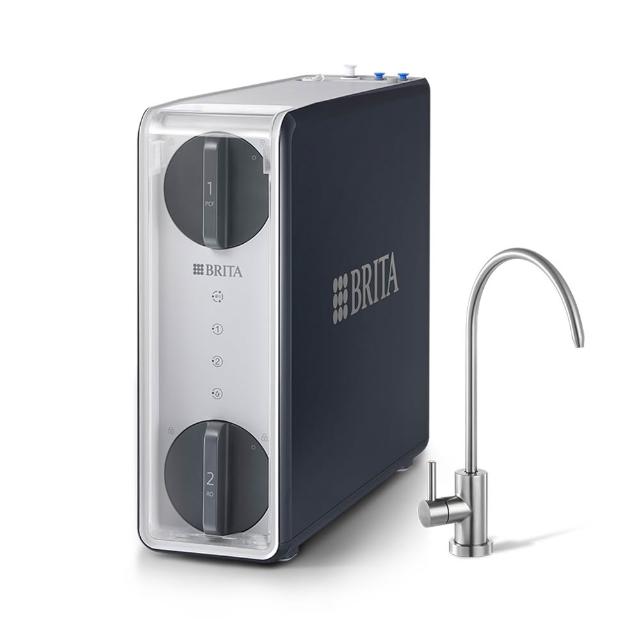 BRITA GR 1000 櫥下型淨水器，採用 mypure UVC 直輸 RO 淨水系統，設計小巧不佔空間，無桶直輸結構提升使用便利性。一體式水路設計有效降低漏水與爆管風險，濾芯狀態指示燈即時提醒更換，確保每一滴水都純淨健康。結帳享9折優惠，並加贈保溫瓶，輕鬆擁有優質好水！