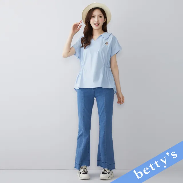 【betty’s 貝蒂思】V領刺繡小熊腰間鬆緊上衣(淺藍)