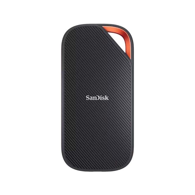  SanDisk 新帝 E82 4TB 外接硬碟，採用 USB Type-C 介面，2.5 吋輕薄設計，重量僅 172g，適合 PC 使用。提供大容量儲存空間，五年保固保障，BSMI 許可字號 D3E024。高效能記憶體，穩定可靠，理想的行動儲存解決方案。規格以原廠公告為準。 