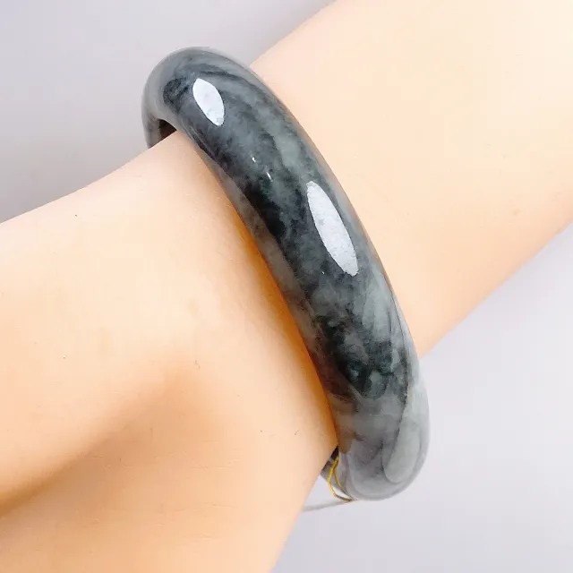 【玉我翡翠】水墨綠烏雞手鐲 平安鐲 手圍17.8mm M9632  緬甸A貨翡翠(精美包裝禮盒出貨/天然A貨翡翠)