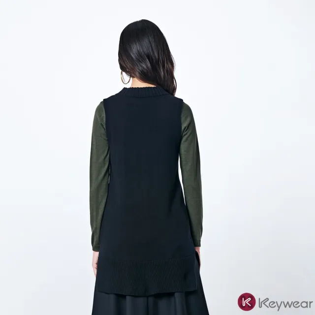 【KeyWear 奇威名品】經典修身小高領針織背心(共2色)